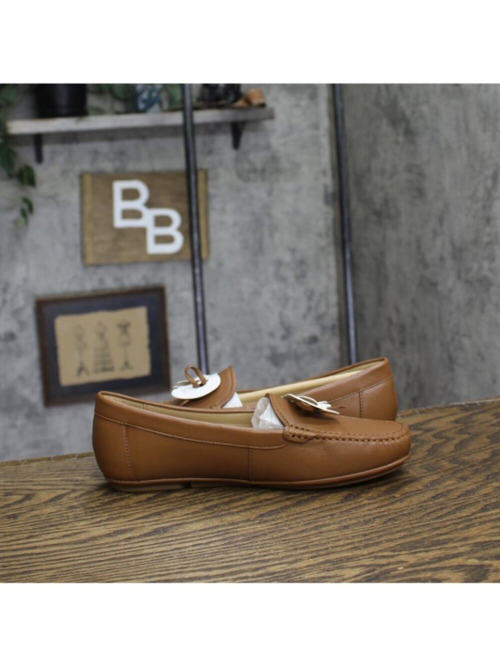 NWT Michael Michael Kors Juliette Leather Moccasins Loafers Luggage Brown 6.5M - Picture 12 of 16
